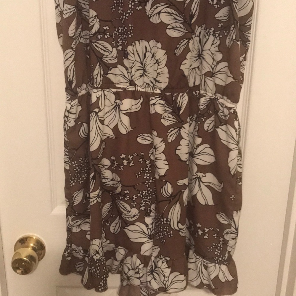 Romper - Picture 2 of 4
